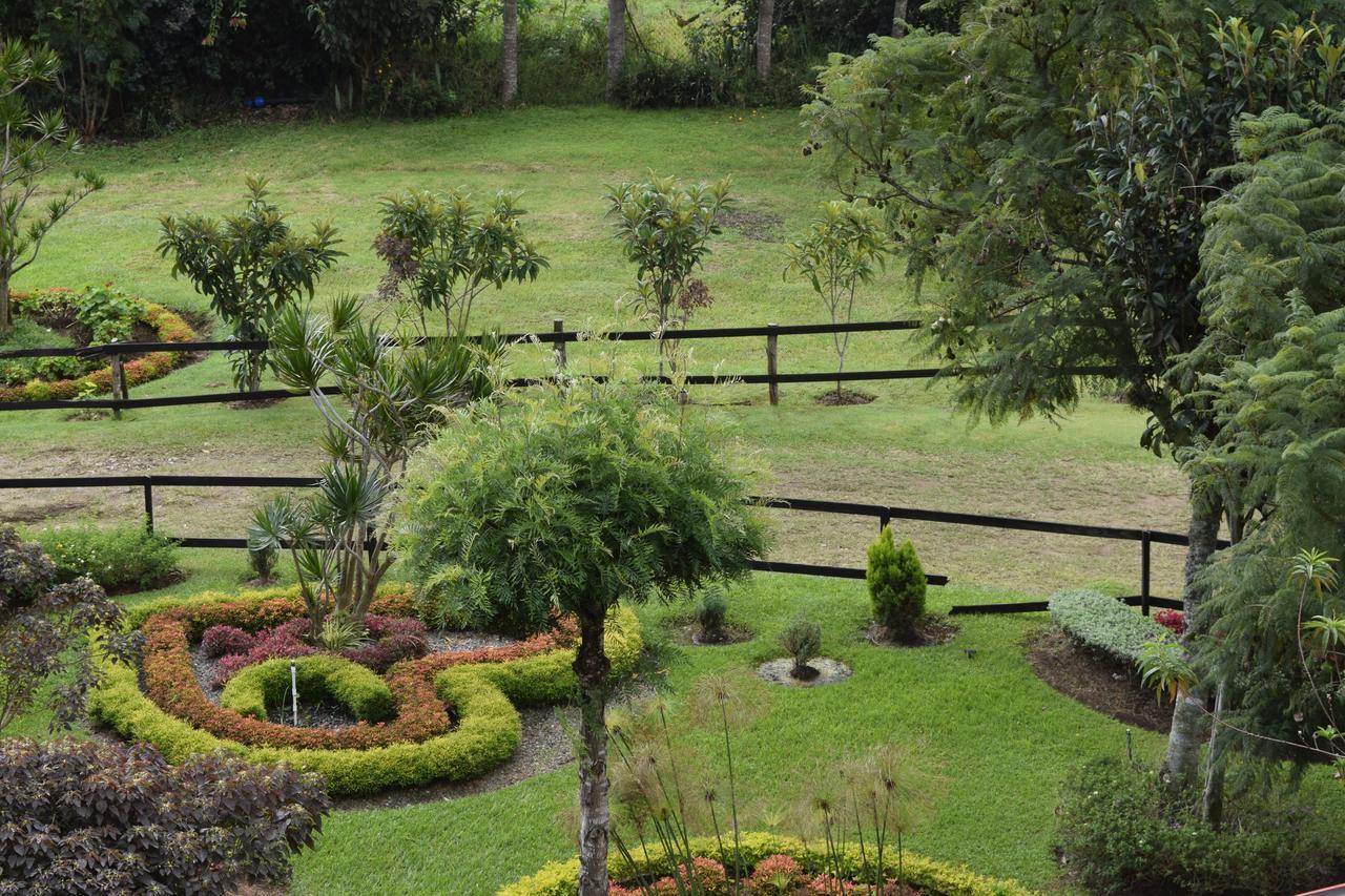 Hotel Rancho Constanza & Cabanas De La Montana Ngoại thất bức ảnh