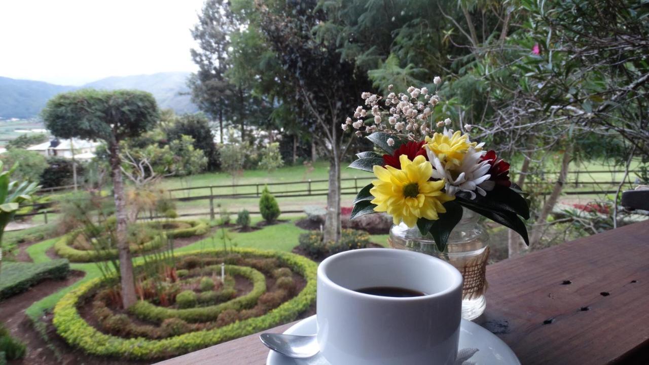 Hotel Rancho Constanza & Cabanas De La Montana Ngoại thất bức ảnh