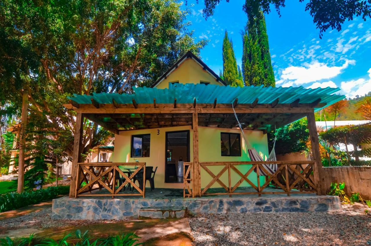 Hotel Rancho Constanza & Cabanas De La Montana Ngoại thất bức ảnh